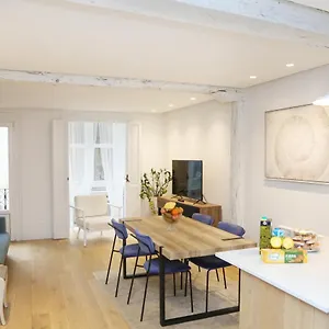 https://piso-reformado-frente-a-la-catedral.sansebastianhotels.net